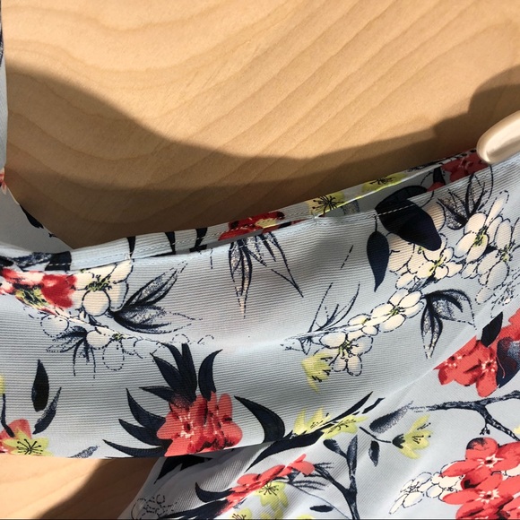 Ladies top - Picture 5 of 8